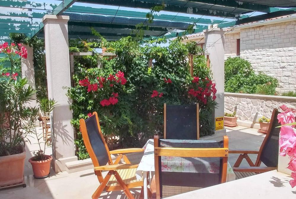 Apartments Gracija Povlja  Zewnętrze zdjęcie